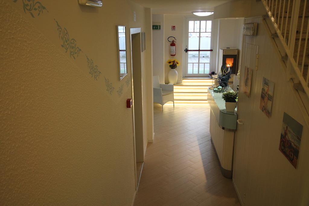 Hotel Belvedere Spiaggia Rimini Exterior photo